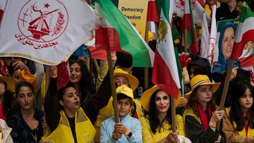 Warga AS Demo di Depan Markas PBB Tolak Pemerintah Iran