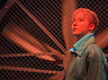 Baru-baru ini, idol-aktor Yunho dari grup K-Pop ATEEZ terlihat menghadiri Diesel Spring/Summer 2027 show di Milan, Italia./ Foto: instagram.com/yunou._.u