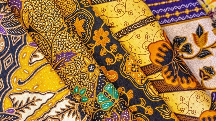 7 Cara Merawat Kain Batik Agar Tidak Pudar