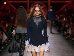 Diesel Spring-Summer 2027, Pesta Perpisahan Glenn Martens yang Penuh Hasrat