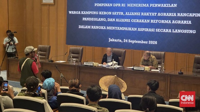Pimpinan DPR menerima audiensi sejumlah organisasi masyarakat yang menggelar aksi unjuk rasa memperingati Hari Tani Nasional (HTN).