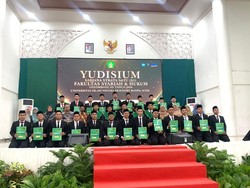 100 Mahasiswa FSH UIN Ar-Raniry Aceh Lulus Kuliah Tanpa Skripsi