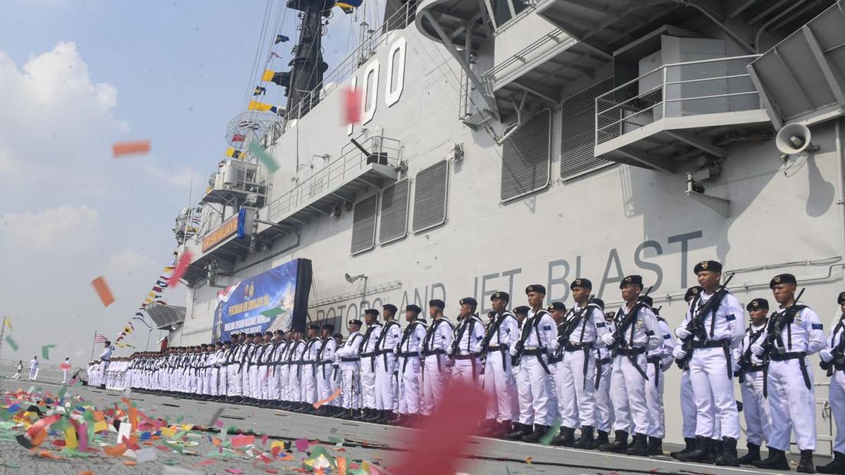 Indonesia’s KRI Sriwijaya-100 Prepared for Disaster Response
