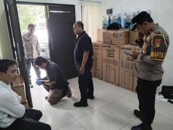 Kantor Baznas Depok Dibobol Maling, 3 HP dan Laptop Raib Digasak Pelaku