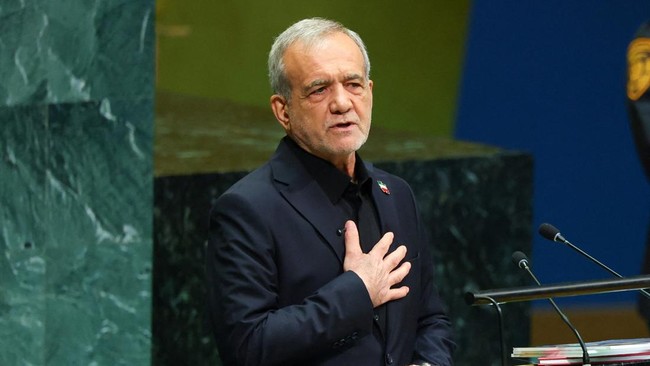Iran's President Masoud Pezeshkian addresses the 81st United Nations General Assembly (UNGA) at UN headquarters in New York City, US, September 23, 2026.  REUTERS/MIKE SEGAR