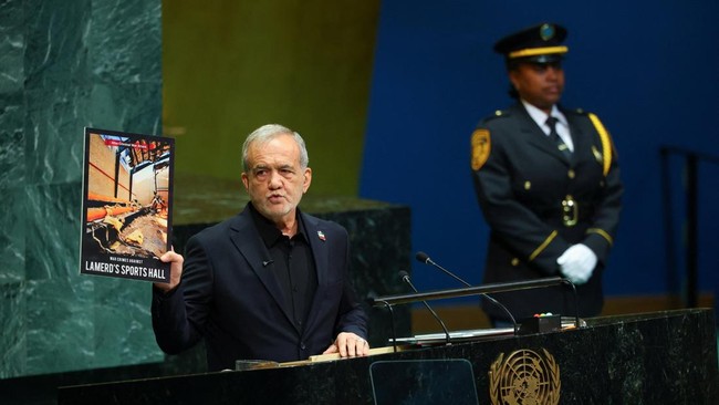 Iran's President Masoud Pezeshkian addresses the 81st United Nations General Assembly (UNGA) at UN headquarters in New York City, US, September 23, 2026.  REUTERS/MIKE SEGAR