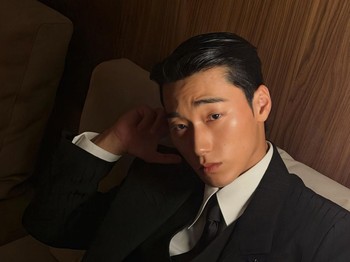 Penampilan sang global ambassador Dolce & Gabbana tersebut turut mencuri atensi publik, khususnya di kalangan ATINY (nama fandom ATEEZ)./ Foto: instagram.com/choi3san