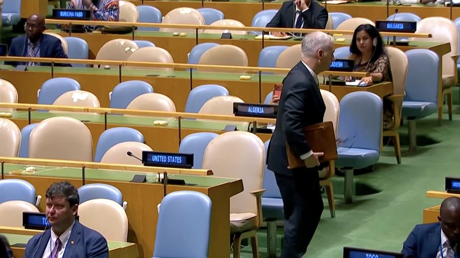 Sejumlah delegasi melakukan aksi walkout atau meninggalkan ruangan saat para pemimpin Turki, Amerika Serikat, dan Iran menyampaikan pidato dalam Sidang Umum Perserikatan Bangsa-Bangsa (PBB) pada 22 dan 23 September.