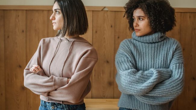 7 Cara Mengenali Orang Egois Dilihat dari Sikap Sehari-hari