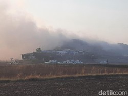 Sudah 24 Jam, Kebakaran TPS Plosojenar Pati Belum Padam