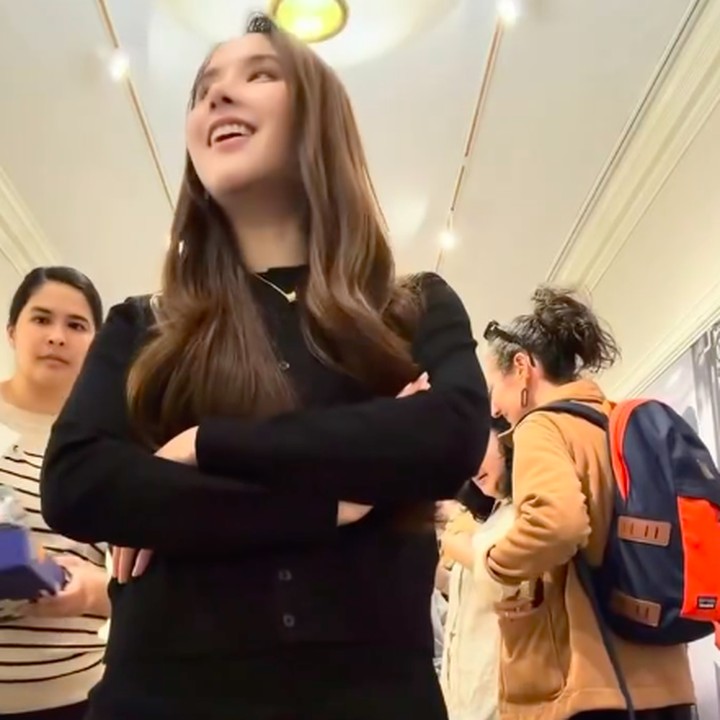 <p>Dalam unggahan terbaru, Agatha memperlihatkan <em>recap</em> video satu hari yang diisi oleh beragam kegiatan kampus. &ldquo;Kehidupan belakangan ini di Harvard (dan MIT). Kuliah demi kuliah, acara demi acara, dan masih berusaha, menemukan ritme yang pas,&rdquo; tulis Agatha, dikutip dari laman Instagram <em>@agatha_chelsea</em>, Jumat (25/9/2026).&nbsp;(Foto: Instagram @agatha_chelsea)</p>