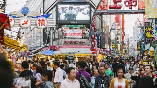 Cari Oleh-oleh Terjangkau Saat Liburan di Jepang, Cek 6 Lokasi Ini