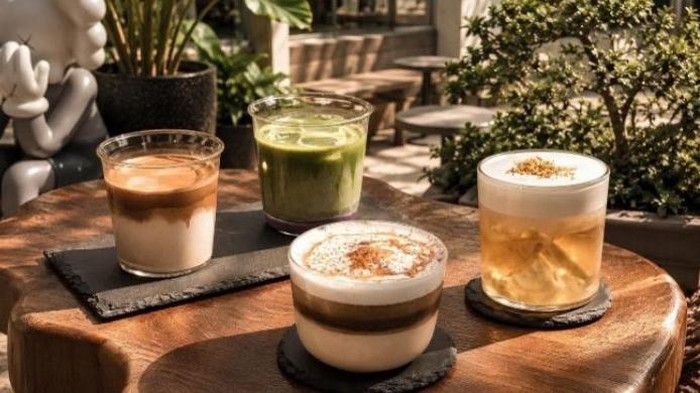 Specialty coffee tanpa harus terasa rumit, biji kopi di WDT dikurasi dengan mempertimbangkan kualitas, karakter rasa, konsistensi, hingga cara penyajiannya.