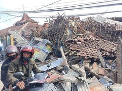 Keteguhan Ina Nuryanah Hadapi Dua Gempa Dahsyat di Cianjur