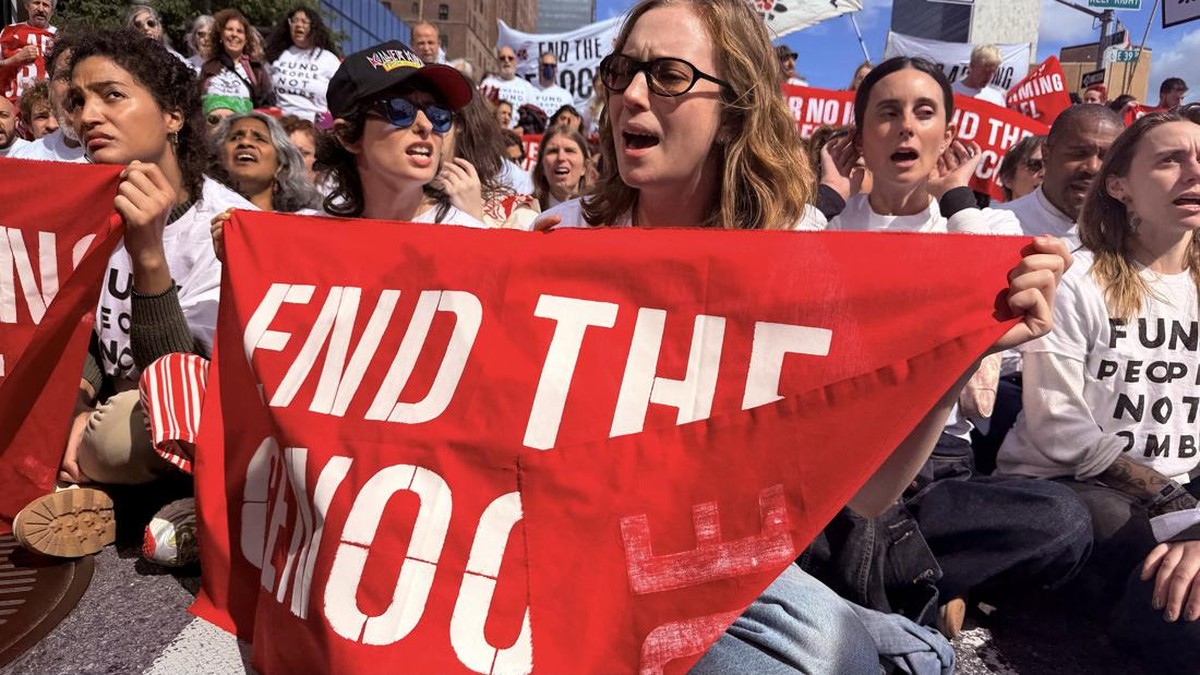 Hannah Einbinder dan Susan Sarandon Ditangkap kala Demo Tolak Netanyahu