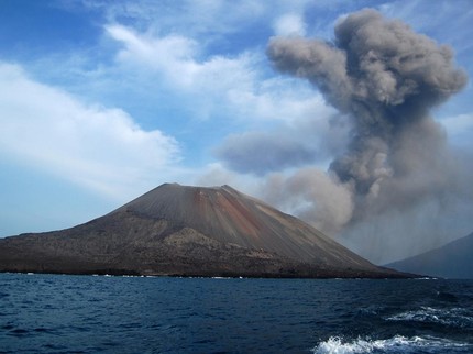 Dua Pulau Baru Muncul usai Erupsi Anak Krakatau, Bagaimana Proses Terbentuknya?