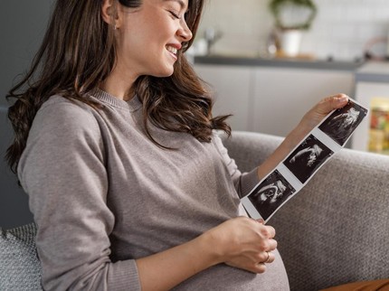 9 Ciri Bayi Sehat dalam Kandungan Usia 8 Bulan