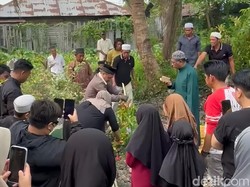 Memori Baik dan Doa dari Keluarga Antar Tuti ke Peristirahatan Terakhir