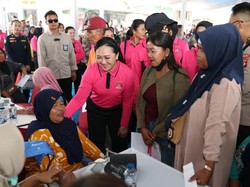 Upaya Ketum Bhayangkari Perkuat Akses Kesehatan Warga Pesisir Sumsel