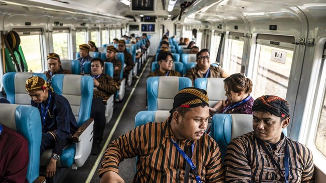 FOTO: Kisah 159 Tahun Lalu, Kala Rel Kereta Pertama Indonesia Dibangun