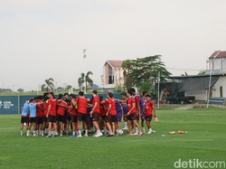 Jeda Kompetisi Dimanfaatkan Persik untuk Geber Fisik Pemain
