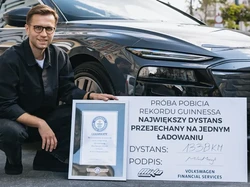 Rekor Dunia Pecah! Mobil Listrik Ini Bisa Jalan 1.338 Km Sekali Ngecas