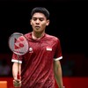 Moh Zaki Ubaidillah saat tampil di final nomor beregu putra Asian Games 2026. (Arsip PBSI)