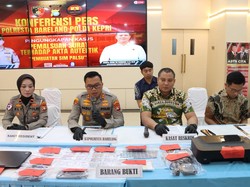Polisi Bongkar Sindikat SIM C Palsu di Batam, 2 Tersangka Ditangkap
