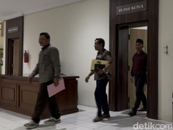 Legislator Rembang Bungkam soal Aduan Ngamar Bareng Istri Kades