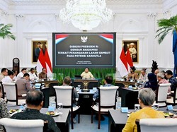 Seskab Ungkap Alasan Prabowo Bentuk Badan Pengelola Gambut dan Mangrove