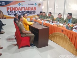 Eko Hadi Sujiono Daftar di Pilrek UNM Periode 2027-2031