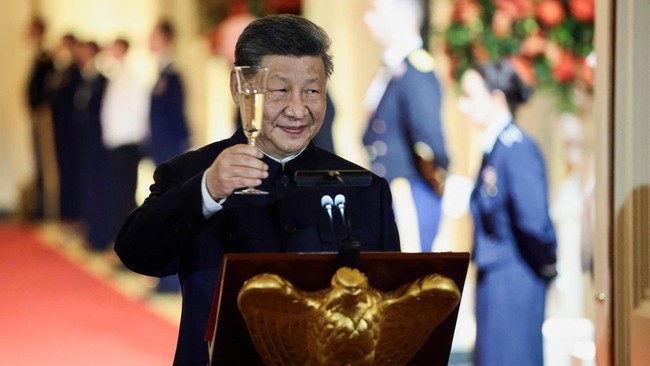 Trump-Xi Jinping Bertukar Kado saat Jamuan Makan Malam di Gedung Putih