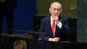 Perdana Menteri Israel Benjamin Netanyahu diam-diam dikabarkan mengunjungi Uni Emirat Arab (UEA).