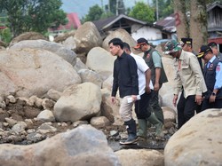 Video: Wanti-wanti Gibran ke Pemda Usai Tinjau Lokasi Banjir Solok
