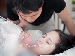 Video Tangis Bahagia Adhisty Zara Setelah Lahirkan Anak Pertamanya
