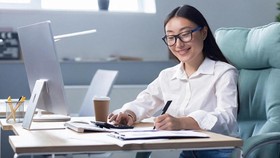 Lensa Anti-Fatigue Illustro Ultima SmartVisionMono+, Atasi Mata Lelah