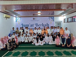 Lapas Narkotika Jakarta Undang Puluhan Anak Yatim, Salurkan Bansos