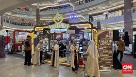 Pameran agen perjalanan haji dan umrah Islamic Travel Connect yang diselenggarakan oleh CNN Indonesia dan CIMB Niaga Syariah di Surabaya mendapat respons positif dari masyarakat. Tingginya minat warga Jawa Timur untuk beribadah ke Tanah Suci terlihat