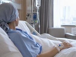 Sering Lelah, Pucat, dan Mudah Memar? Waspadai Sinyal Leukemia