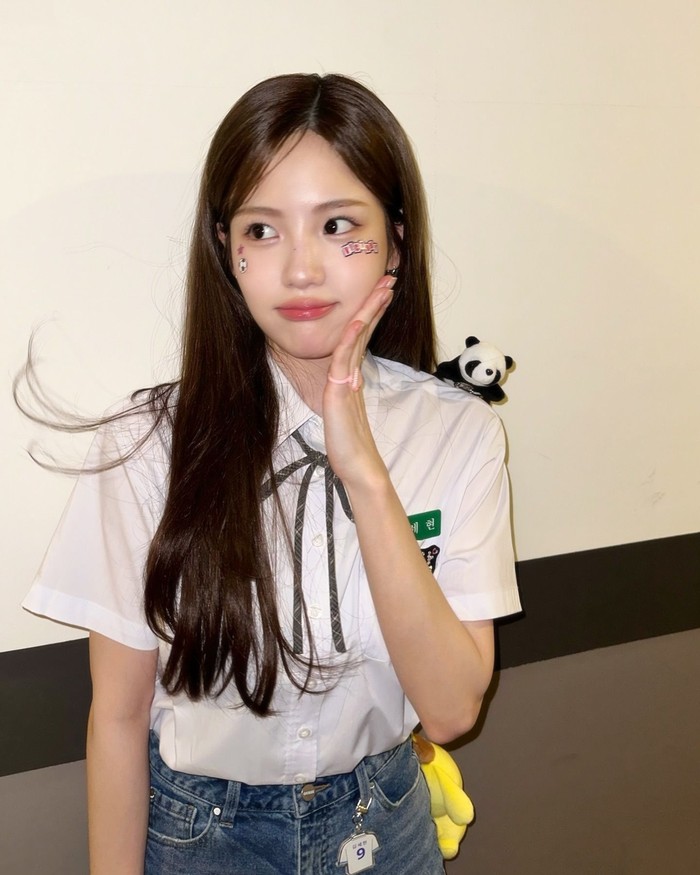 Jauh sebelum terjun ke dunia akting, Jo A Ram mengawali kariernya sebagai member grup Gugudan dengan nama panggung Hyeyeon pada 2016 silam./ Foto: instagram.com/i_joaram