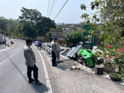 Elf Mundur Masuk Jurang di Ngawen Gunungkidul, 1 Orang Tewas