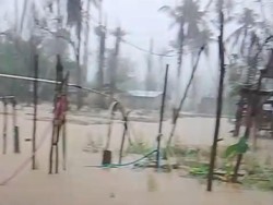 Banjir di Tapteng Usai Sungai Sibuluan Meluap, Warga Mulai Mengungsi