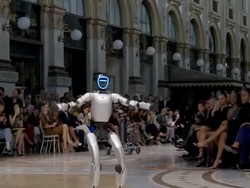 Kontroversi Robot Humanoid Tampil di Fashion Show, Banjir Kritik