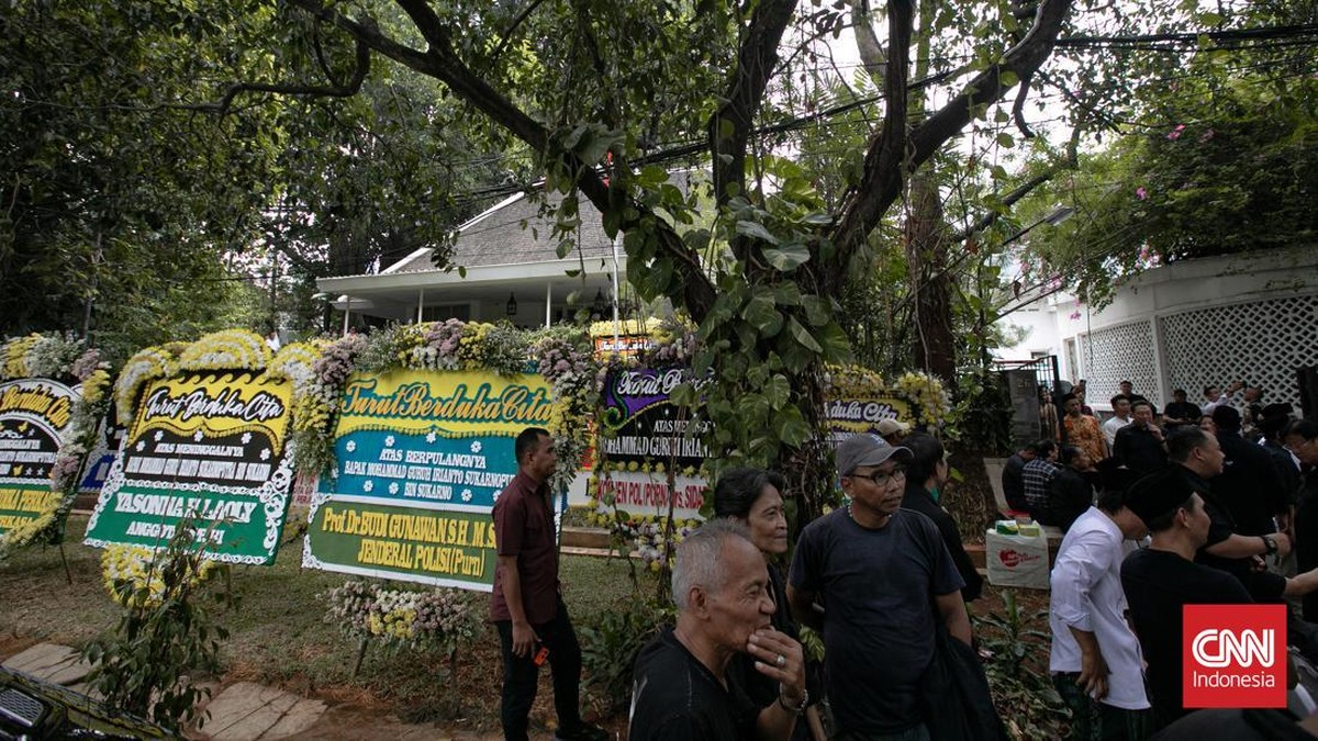 Suasana Rumah Duka Guruh Soekarnoputra
