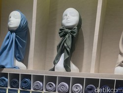 Strategi Brand Hijab Ekspansi Toko Offline di Mall di Tengah Perubahan Pasar