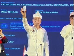 Jokowi Pamer KTA PSI di Bandung, Gabung Sejak Oktober 2025