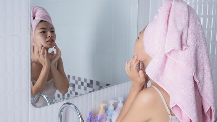 Stop Sekarang! Ini 3 Kebiasaan Pakai Skincare yang Ternyata Bisa Merusak Kulit