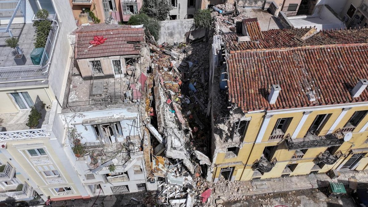 A drone view shows an old building, partially collapsed following an explosion, in the Plaka area, which is popular with tourists, in central Athens, Greece, September 25, 2026. REUTERS/Stamos Prousalis