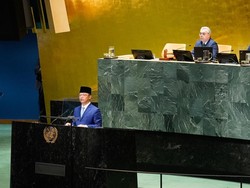 Menlu Sugiono Salam Lintas Agama di Sidang PBB, Para Delegasi Tepuk Tangan