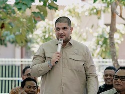 Anggota DPR Rajiv Dukung Dog Does Disco yang Konsisten Kampanyekan Adopsi